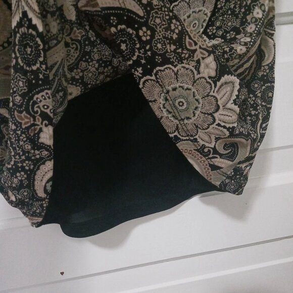 Croft & Barrow Womans Medium Beige and Black Blouse - Picture 4 of 5